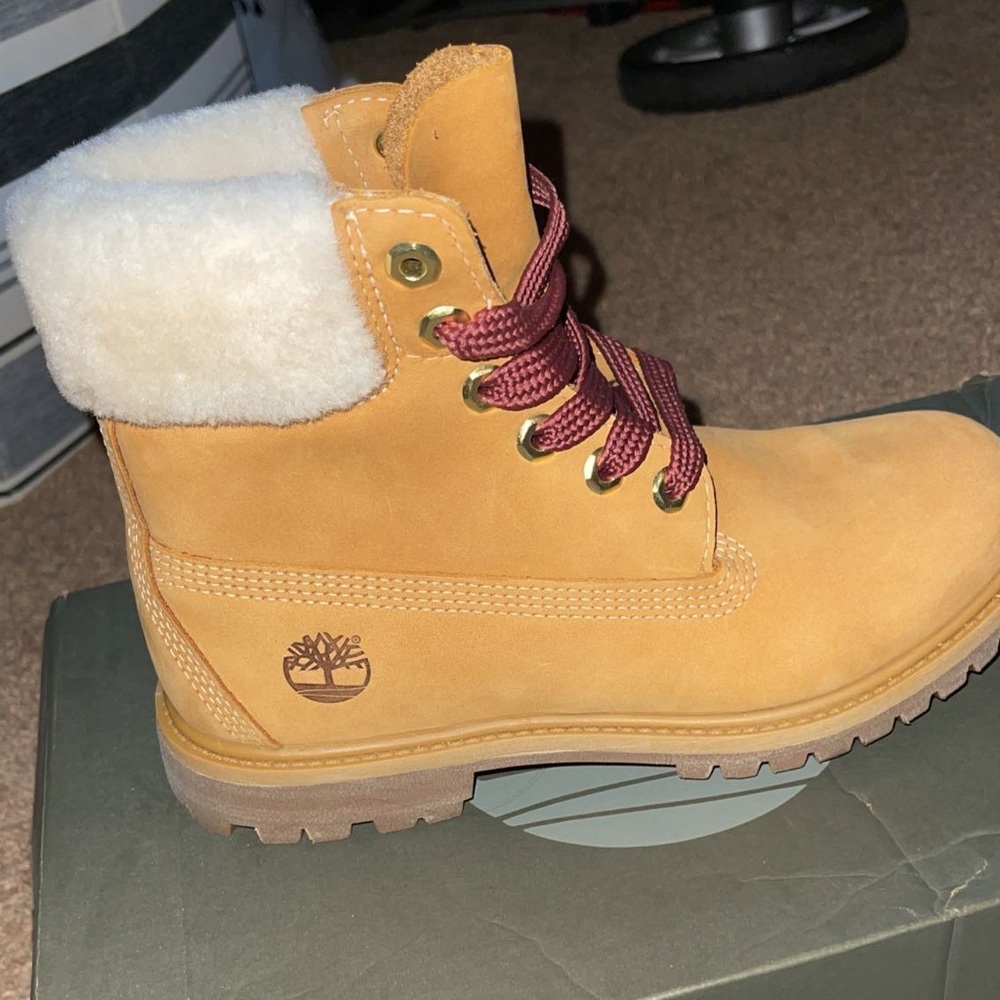 Woman timberlands